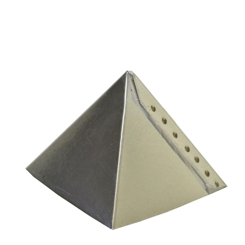 Forma-para-Vela-Piramide-8x8cm-em-Aluminio-Ref.-25340--01UND-