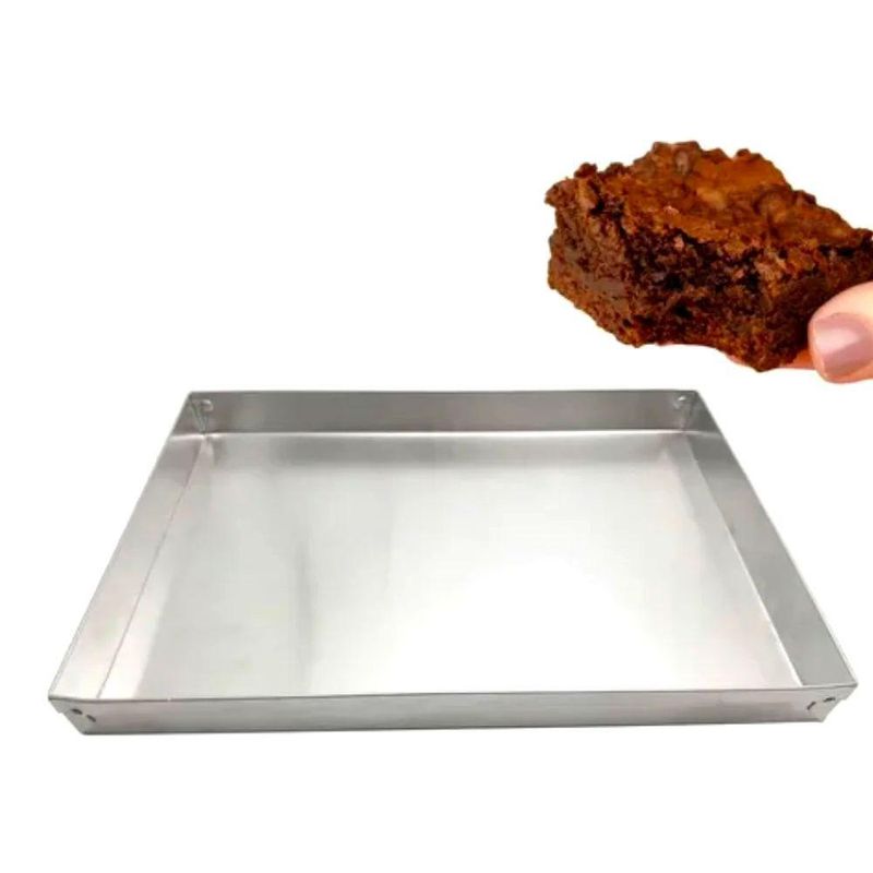 Assadeira-de-Aluminio-Quadrada-para-Brownie-30x30x3cm-Aluminio-Circular--01-Unidade-