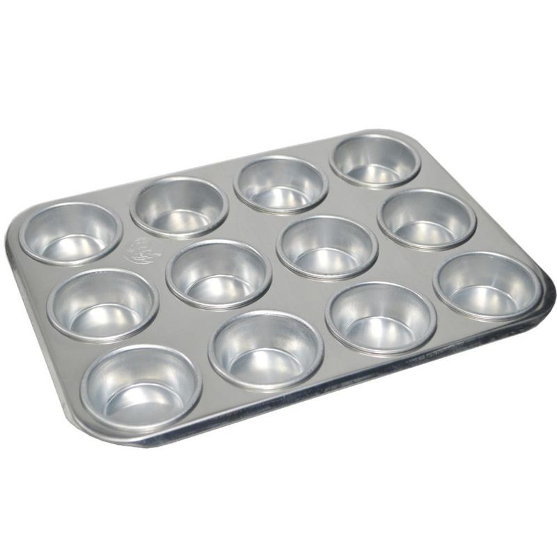 Assadeira de Alumínio para Cupcakes com 12 Cavidades Ref. 0051 Caparroz (01 unidade)