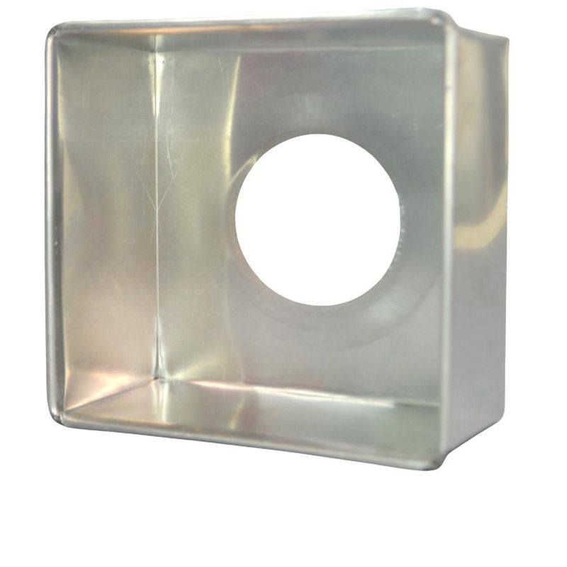 Forma de Alumínio Quadrada P/ Bolo C/ Fundo Falso 20x20x10cm Alumínio Circular (01 unidade)