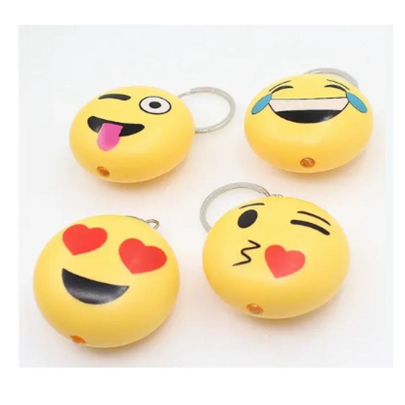 Chaveiro Emoji com Lanterna Sortido 3.7cm Ref. 5668 Make+ (01 unidade)